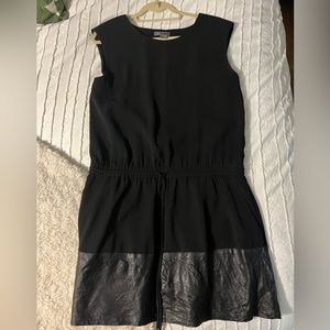 Sleeveless Dress with Leather Trim